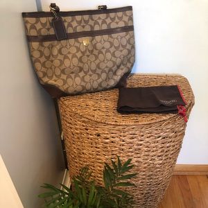 COACH PURSE! Tote style!